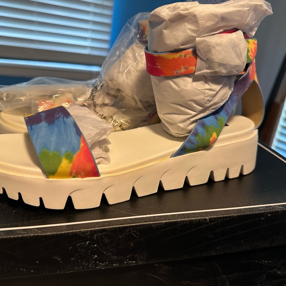 MIA Tie-Dye Platform Sandals size 9 NEW